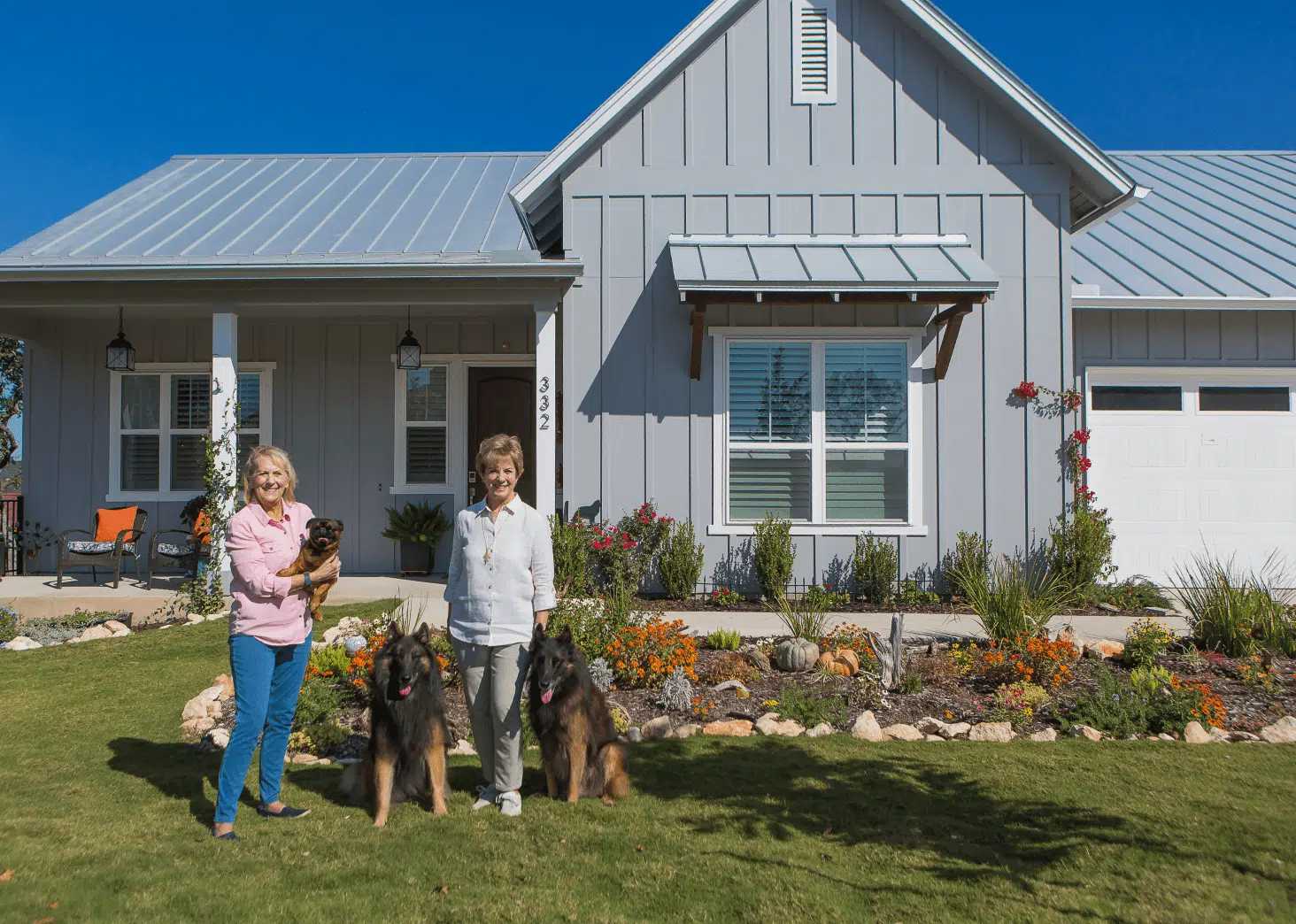 Women With 3 Dogs